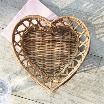 RM Rustic Rattan Lovely Bread Basket